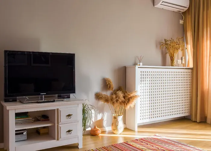 New Stylish Flat Near Old Town