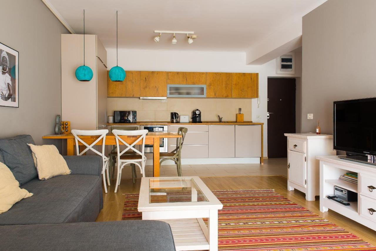 New Stylish Flat Near Old Town Bucharest